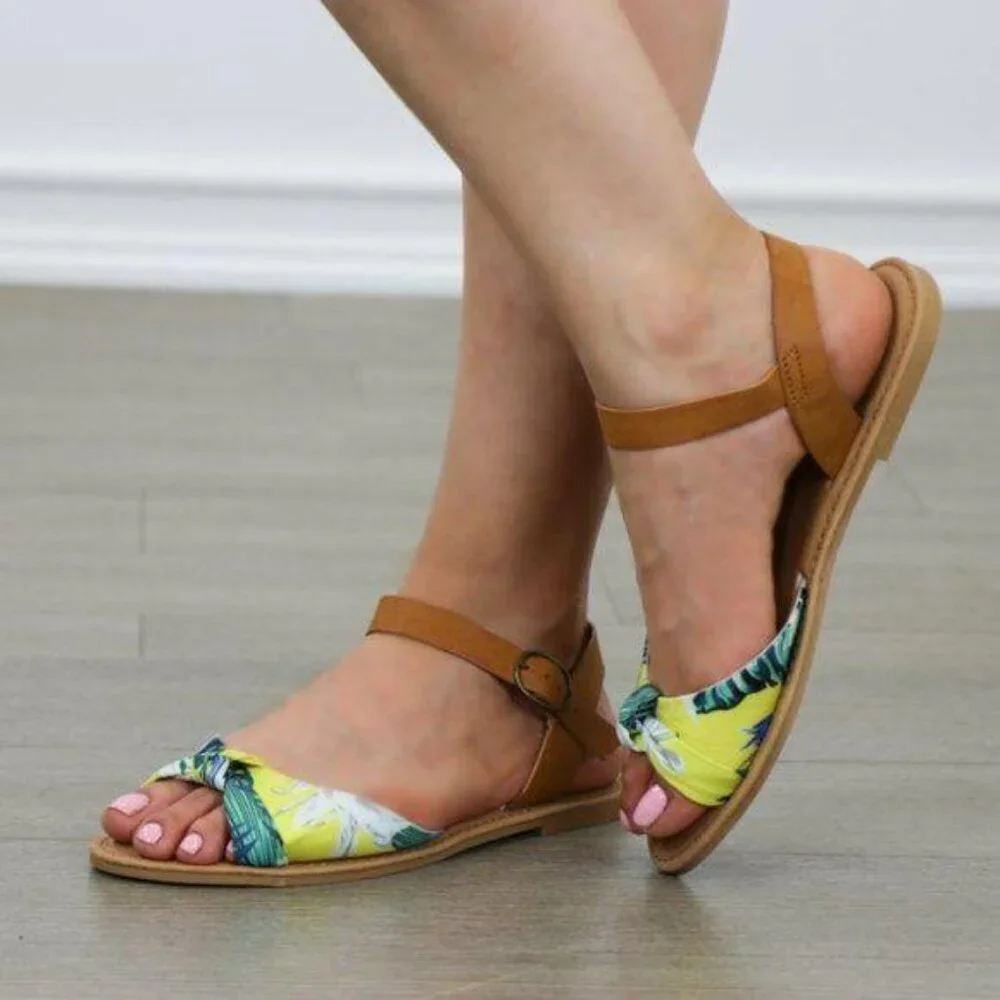 Cute Floral Ankle Brace Flat Sandals - Picture 7 of 7